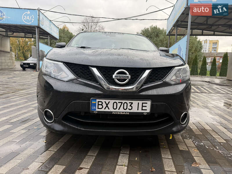 Позашляховик / Кросовер Nissan X-Trail 2015 в Старокостянтинові
