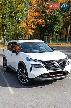 Позашляховик / Кросовер Nissan X-Trail 2023 в Чернігові