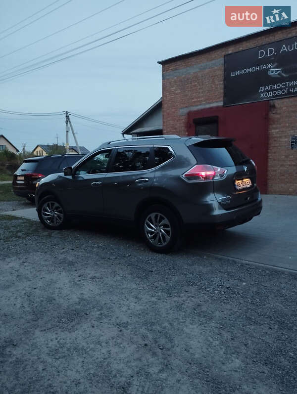 Внедорожник / Кроссовер Nissan X-Trail 2014 в Виннице