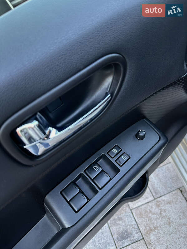 Внедорожник / Кроссовер Nissan X-Trail 2013 в Мукачево фото 10 Внедорожник / Кроссовер Nissan X-Trail 2013 в Мукачево