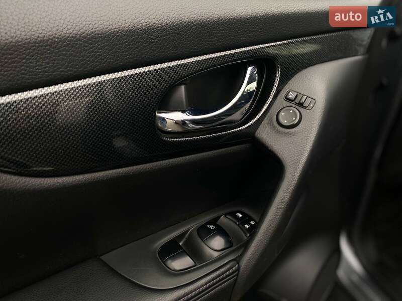 Внедорожник / Кроссовер Nissan X-Trail 2014 в Киеве