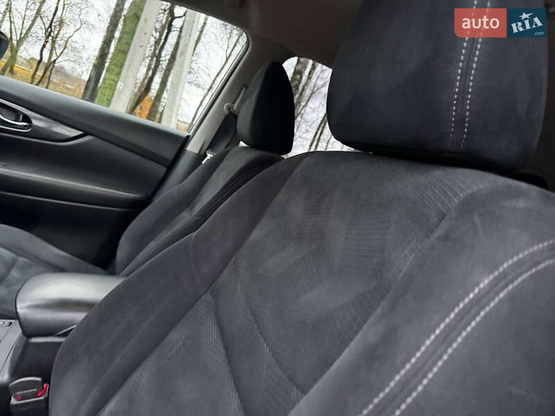 Внедорожник / Кроссовер Nissan X-Trail 2017 в Ахтырке фото 30 Внедорожник / Кроссовер Nissan X-Trail 2017 в Ахтырке