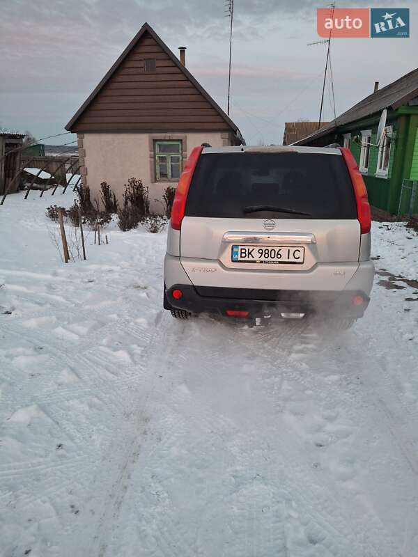 Внедорожник / Кроссовер Nissan X-Trail 2008 в Дубровице фото 5 Внедорожник / Кроссовер Nissan X-Trail 2008 в Дубровице