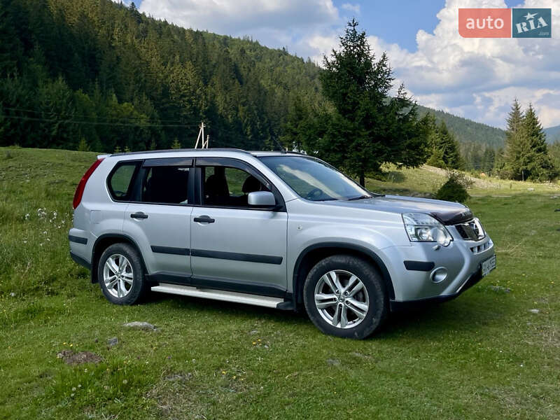 Внедорожник / Кроссовер Nissan X-Trail 2013 в Мукачево фото Внедорожник / Кроссовер Nissan X-Trail 2013 в Мукачево