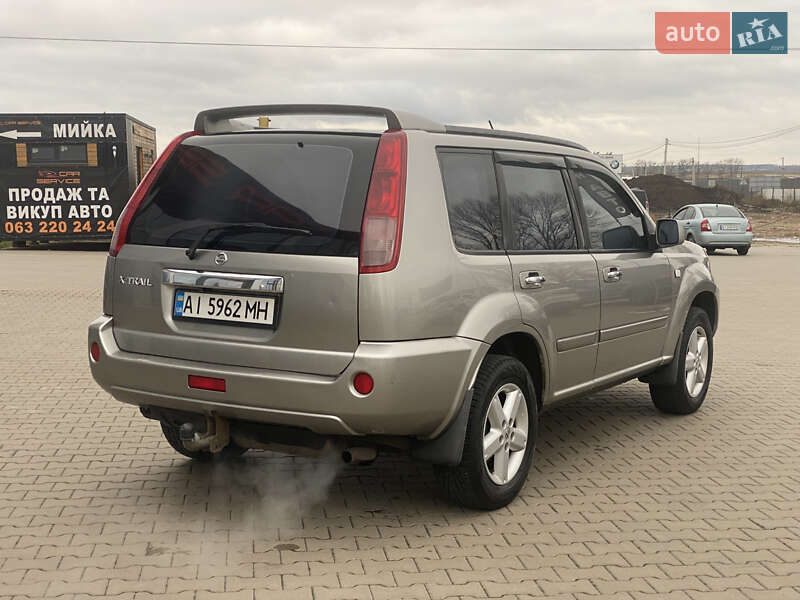 Внедорожник / Кроссовер Nissan X-Trail 2004 в Киеве