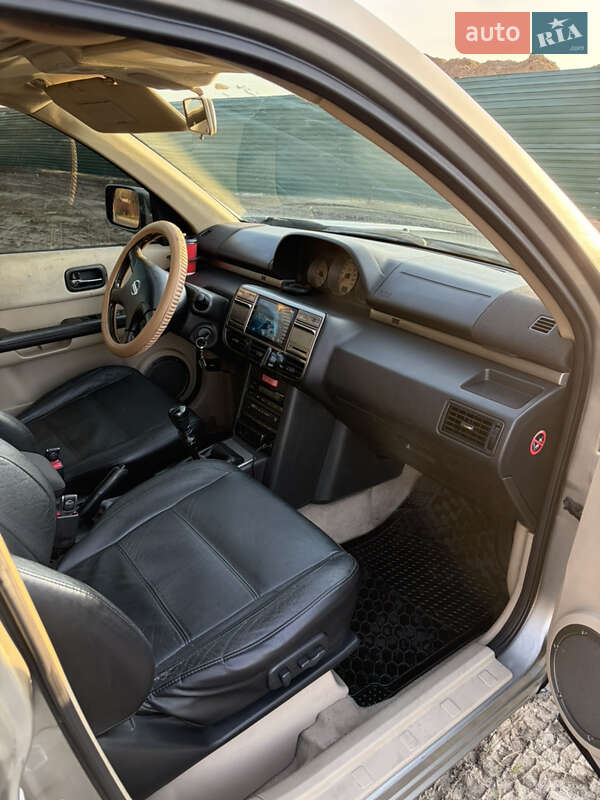 Внедорожник / Кроссовер Nissan X-Trail 2002 в Буче фото 6 Внедорожник / Кроссовер Nissan X-Trail 2002 в Буче