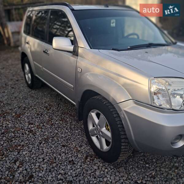 Позашляховик / Кросовер Nissan X-Trail 2006 в Могилів-Подільському