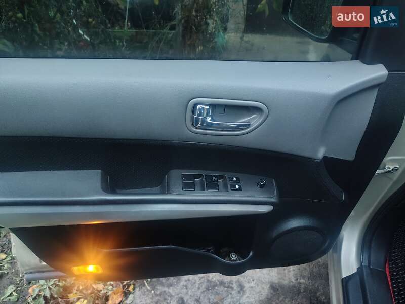 Внедорожник / Кроссовер Nissan X-Trail 2008 в Ромнах