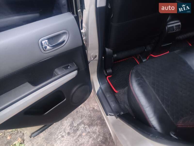 Внедорожник / Кроссовер Nissan X-Trail 2008 в Ромнах