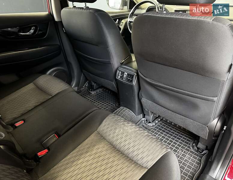 Позашляховик / Кросовер Nissan X-Trail 2018 в Києві