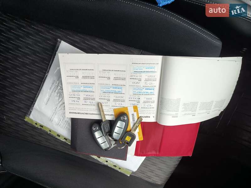 Внедорожник / Кроссовер Nissan X-Trail 2020 в Остроге