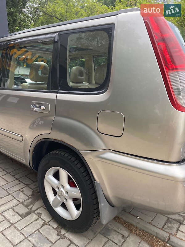 Внедорожник / Кроссовер Nissan X-Trail 2002 в Житомире фото 3 Внедорожник / Кроссовер Nissan X-Trail 2002 в Житомире