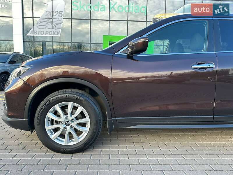 Внедорожник / Кроссовер Nissan X-Trail 2020 в Виннице