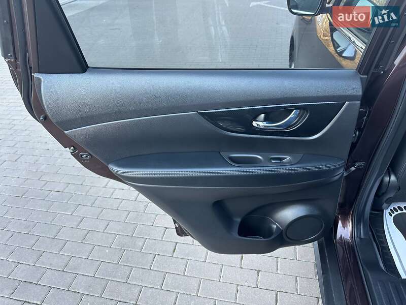 Внедорожник / Кроссовер Nissan X-Trail 2020 в Виннице