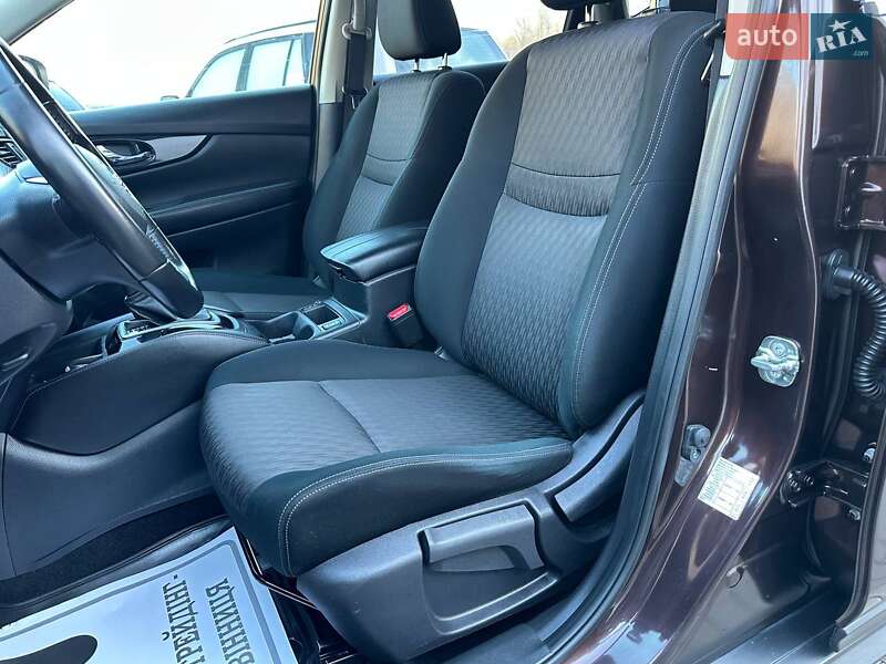 Внедорожник / Кроссовер Nissan X-Trail 2020 в Виннице