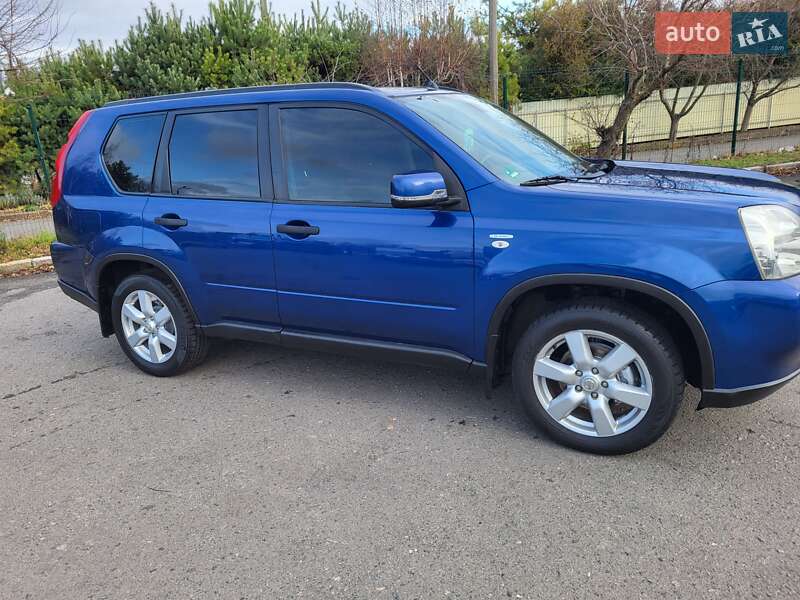 Внедорожник / Кроссовер Nissan X-Trail 2007 в Хмельницком