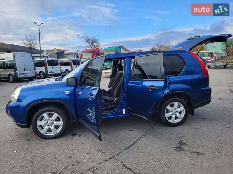 Внедорожник / Кроссовер Nissan X-Trail 2007 в Хмельницком