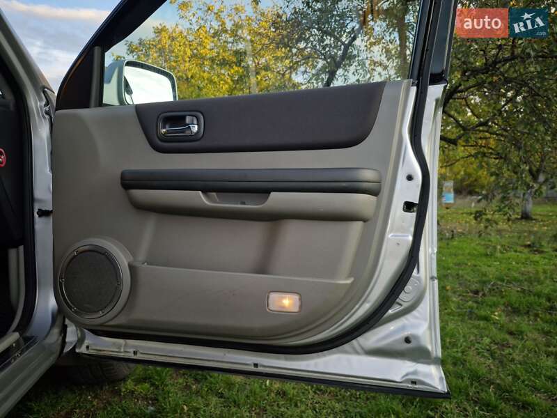 Внедорожник / Кроссовер Nissan X-Trail 2006 в Южноукраинске