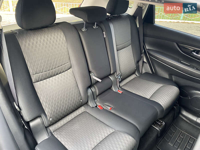 Внедорожник / Кроссовер Nissan X-Trail 2021 в Ромнах