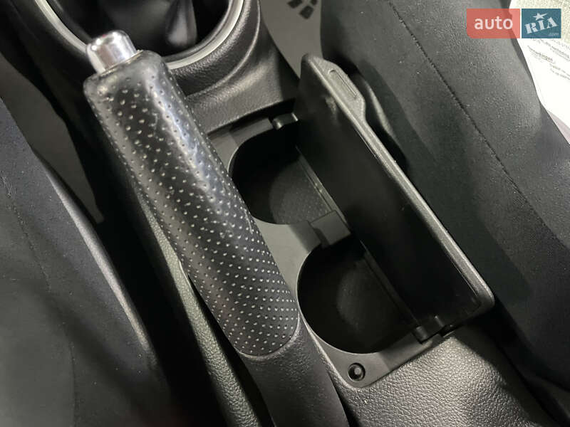 Внедорожник / Кроссовер Nissan X-Trail 2012 в Стрые