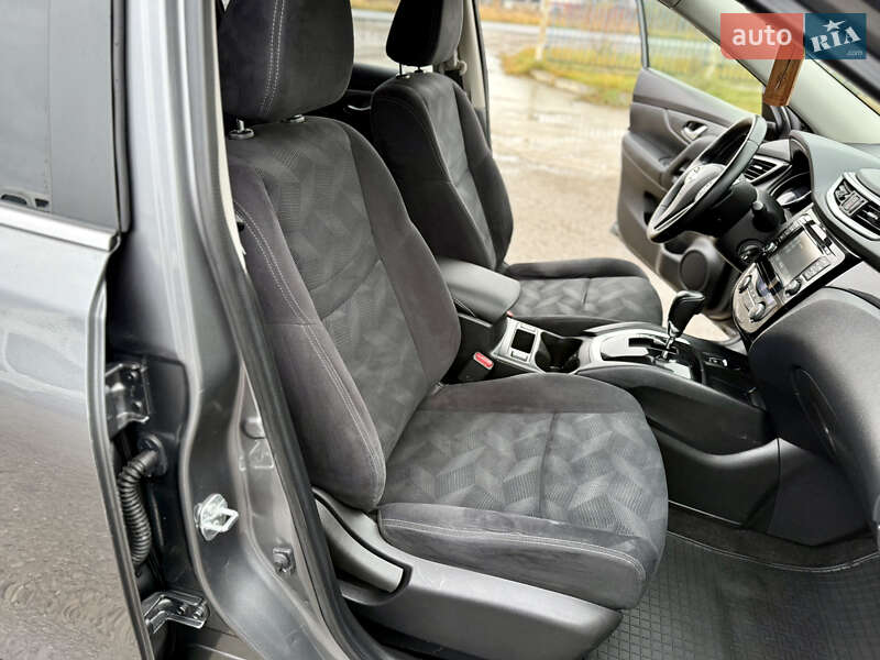 Внедорожник / Кроссовер Nissan X-Trail 2014 в Калуше