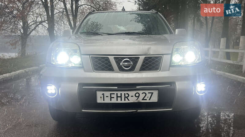 Nissan X-Trail 2004
