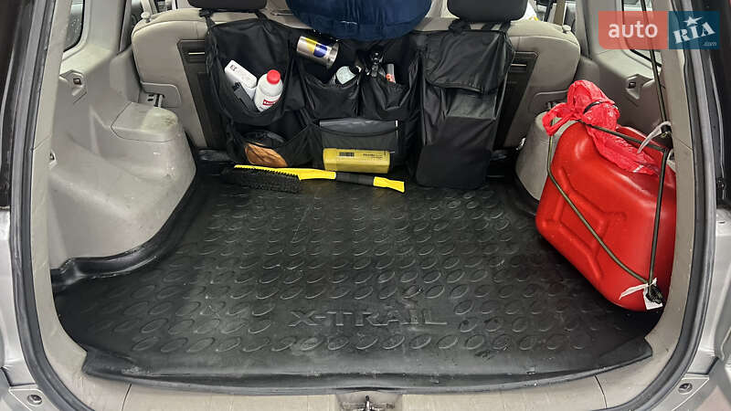 Внедорожник / Кроссовер Nissan X-Trail 2004 в Киеве