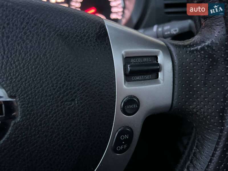 Внедорожник / Кроссовер Nissan X-Trail 2013 в Хмельницком