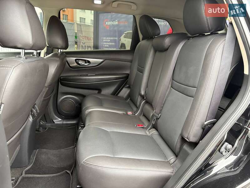 Внедорожник / Кроссовер Nissan X-Trail 2016 в Виннице