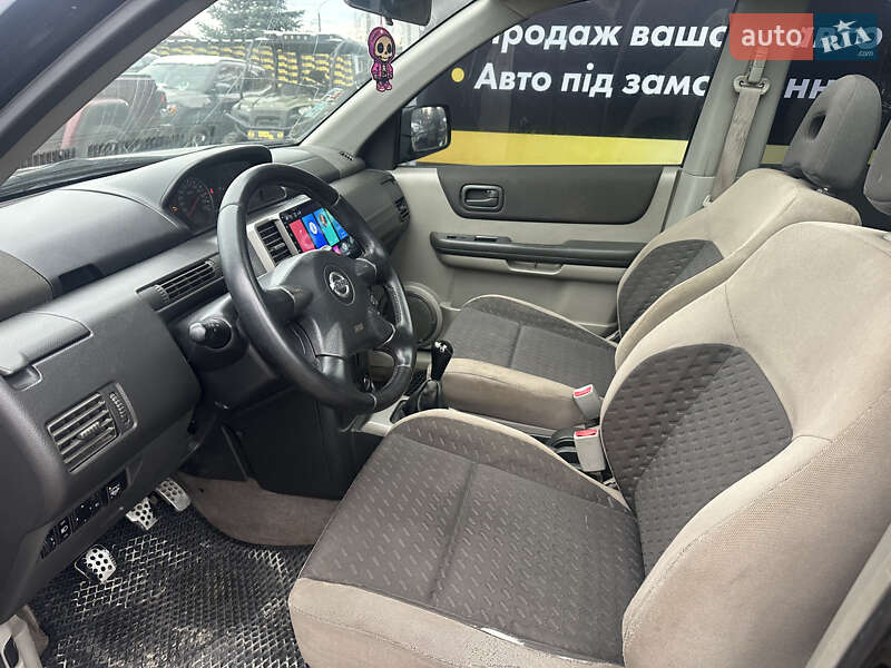 Позашляховик / Кросовер Nissan X-Trail 2004 в Івано-Франківську