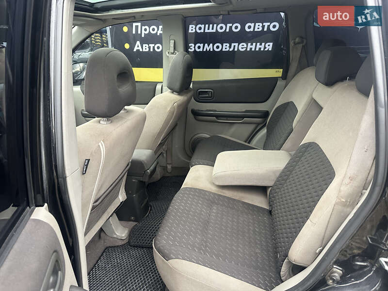 Позашляховик / Кросовер Nissan X-Trail 2004 в Івано-Франківську
