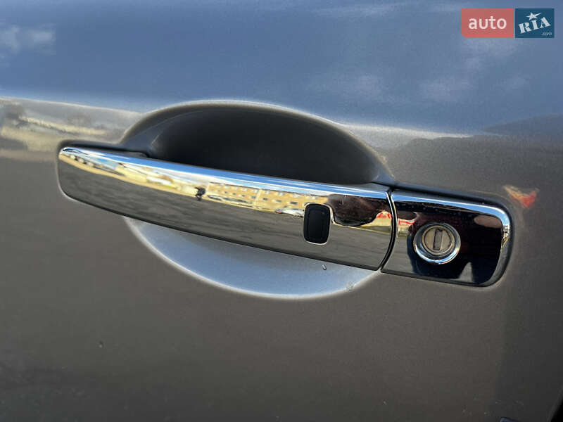 Внедорожник / Кроссовер Nissan X-Trail 2011 в Луцке