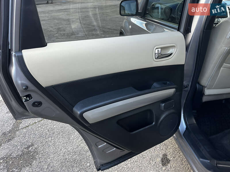 Внедорожник / Кроссовер Nissan X-Trail 2011 в Луцке