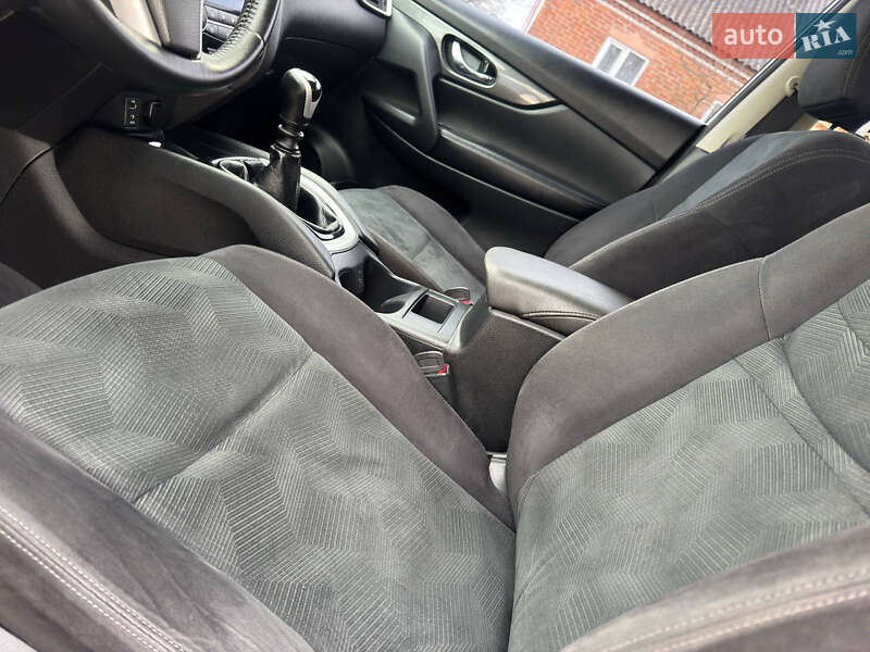 Внедорожник / Кроссовер Nissan X-Trail 2016 в Ахтырке фото 29 Внедорожник / Кроссовер Nissan X-Trail 2016 в Ахтырке