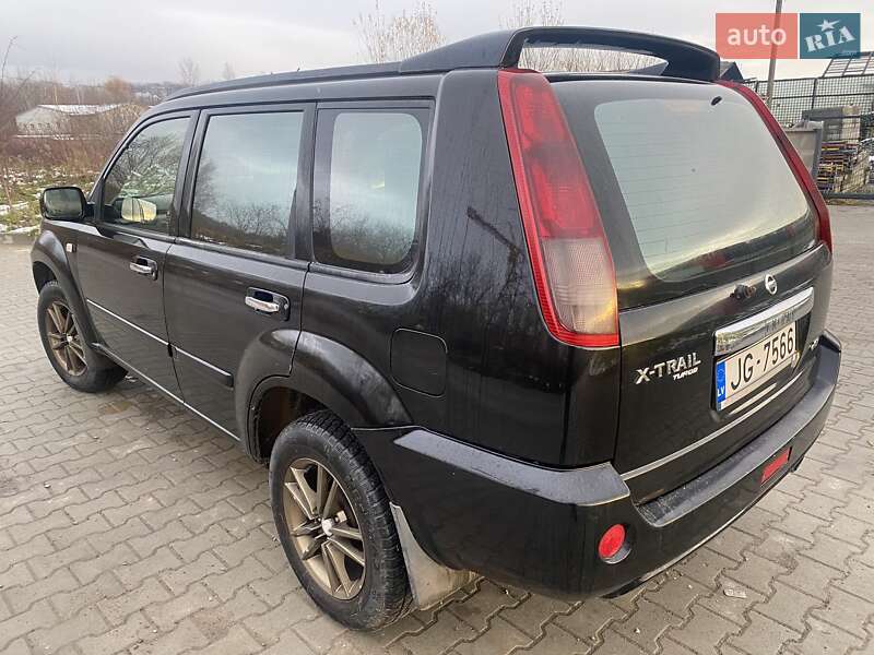 Внедорожник / Кроссовер Nissan X-Trail 2004 в Львове