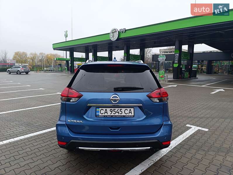 Позашляховик / Кросовер Nissan X-Trail 2017 в Черкасах