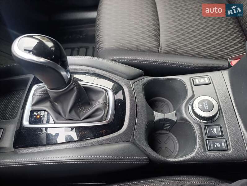 Позашляховик / Кросовер Nissan X-Trail 2017 в Черкасах