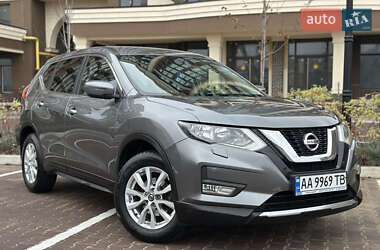 Позашляховик / Кросовер Nissan X-Trail 2017 в Києві