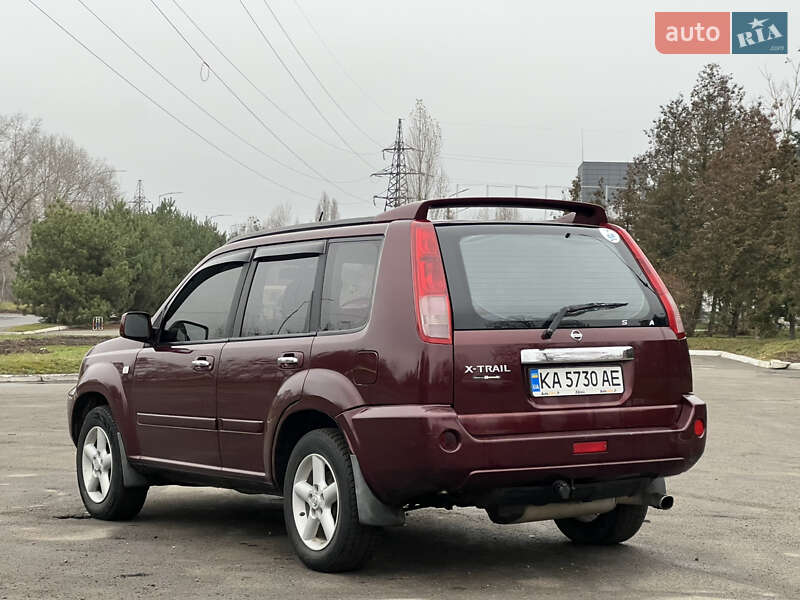 Позашляховик / Кросовер Nissan X-Trail 2005 в Києві фото 4 Позашляховик / Кросовер Nissan X-Trail 2005 в Києві