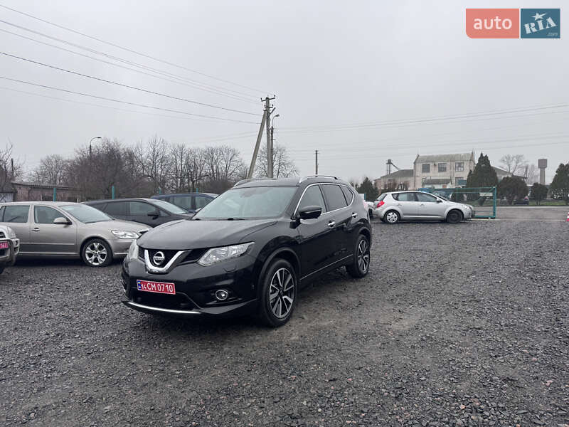 Внедорожник / Кроссовер Nissan X-Trail 2015 в Звенигородке