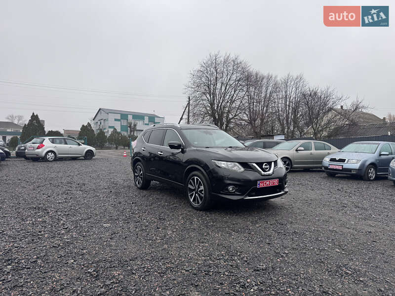 Внедорожник / Кроссовер Nissan X-Trail 2015 в Звенигородке