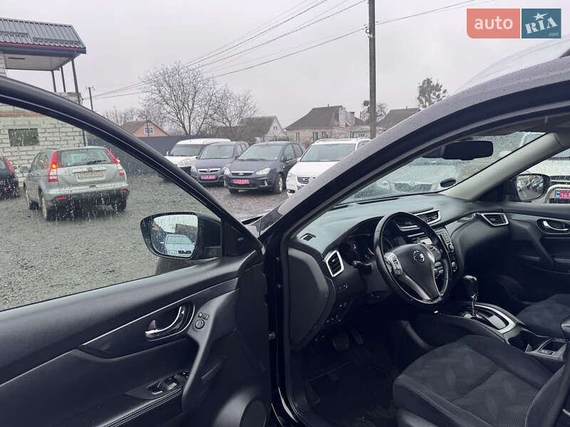 Внедорожник / Кроссовер Nissan X-Trail 2015 в Звенигородке