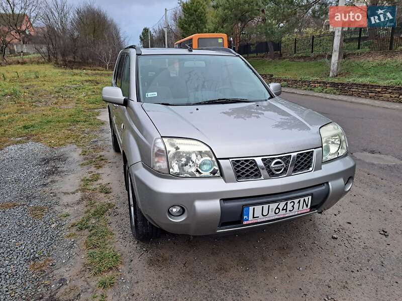Внедорожник / Кроссовер Nissan X-Trail 2006 в Ровно