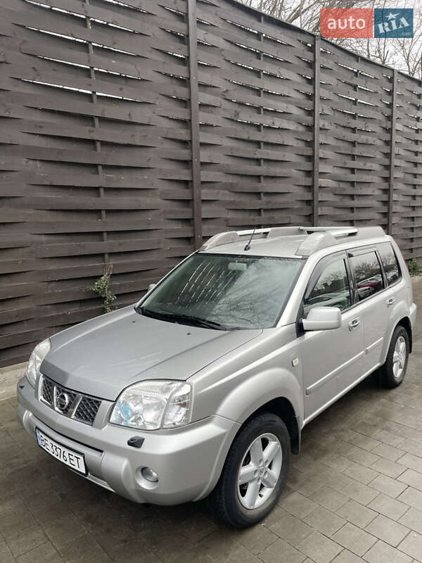 Позашляховик / Кросовер Nissan X-Trail 2006 в Южноукраїнську фото 6 Позашляховик / Кросовер Nissan X-Trail 2006 в Южноукраїнську