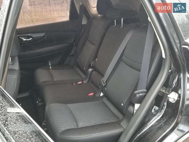 Внедорожник / Кроссовер Nissan X-Trail 2019 в Киеве