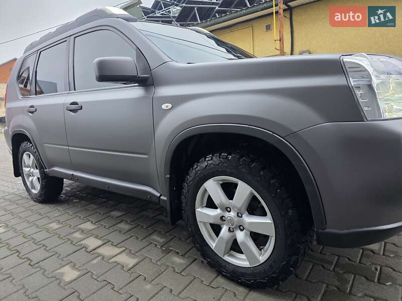Позашляховик / Кросовер Nissan X-Trail 2008 в Чернівцях фото 5 Позашляховик / Кросовер Nissan X-Trail 2008 в Чернівцях