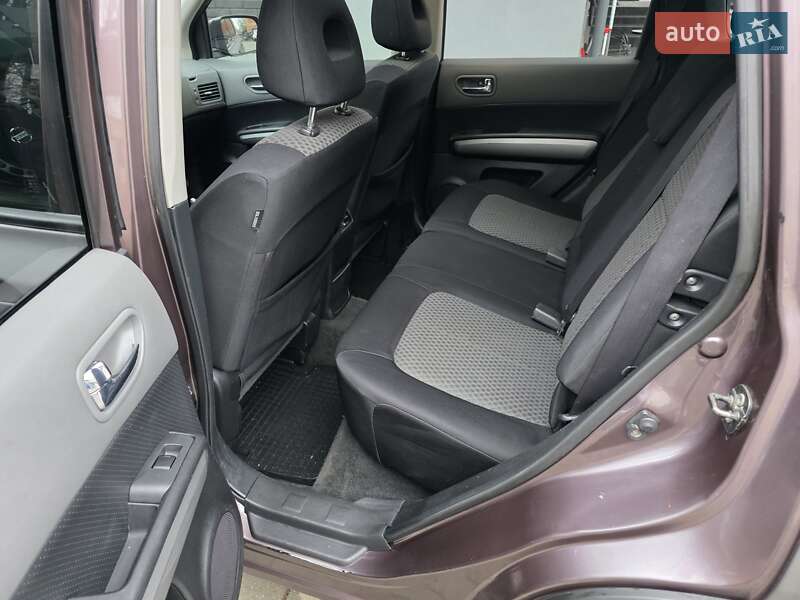 Позашляховик / Кросовер Nissan X-Trail 2008 в Чернівцях фото 17 Позашляховик / Кросовер Nissan X-Trail 2008 в Чернівцях