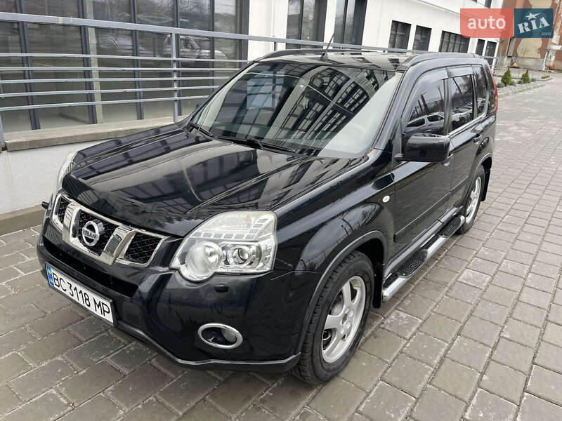 Nissan X-Trail 2011