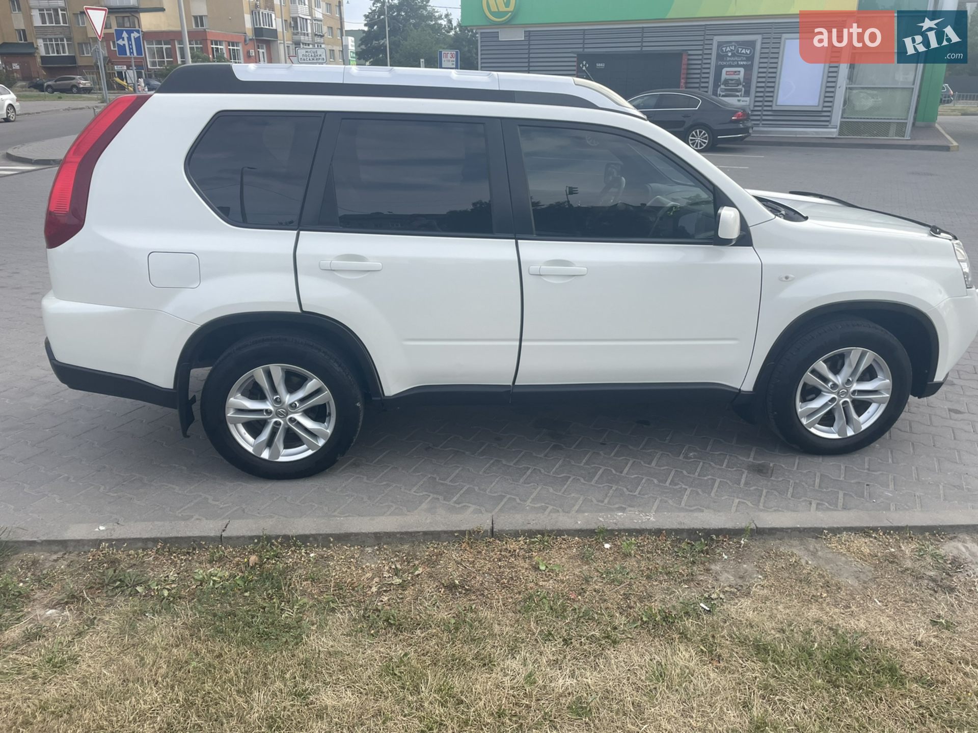 2013 Nissan X-Trail - мініатюра 2