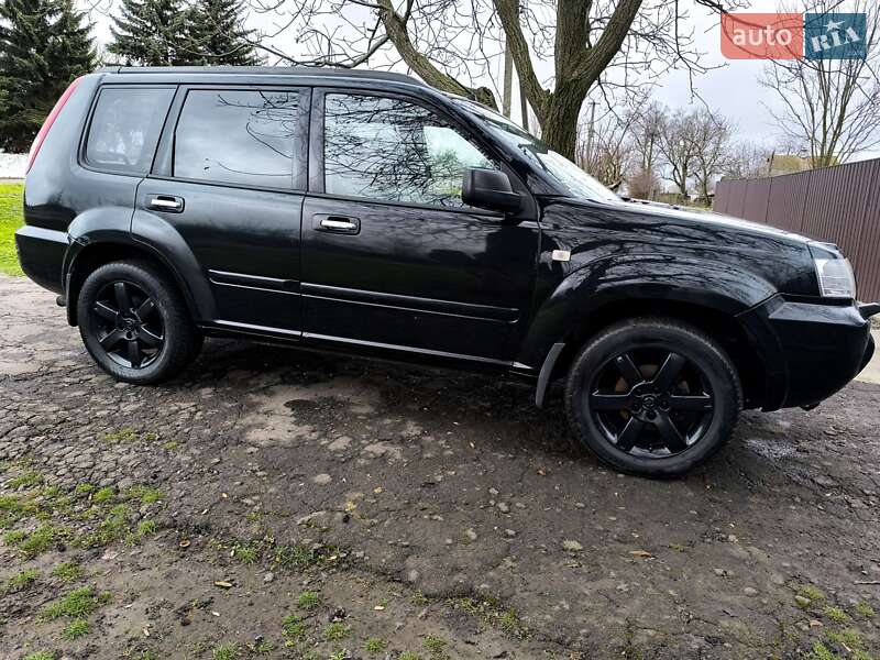 Внедорожник / Кроссовер Nissan X-Trail 2006 в Новоукраинке